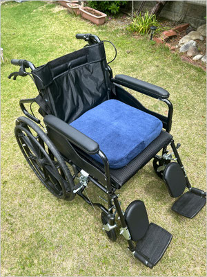 介助用車椅子